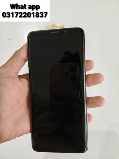 Samsung Galaxy S9 plus  used only set no charger no box