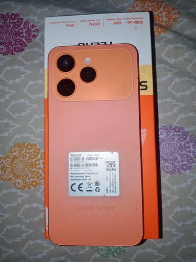 Tecno spark 40