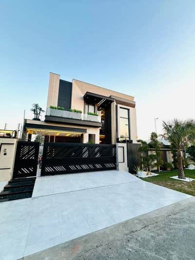 Corner Luxury Top City 10 Marla House For Sale