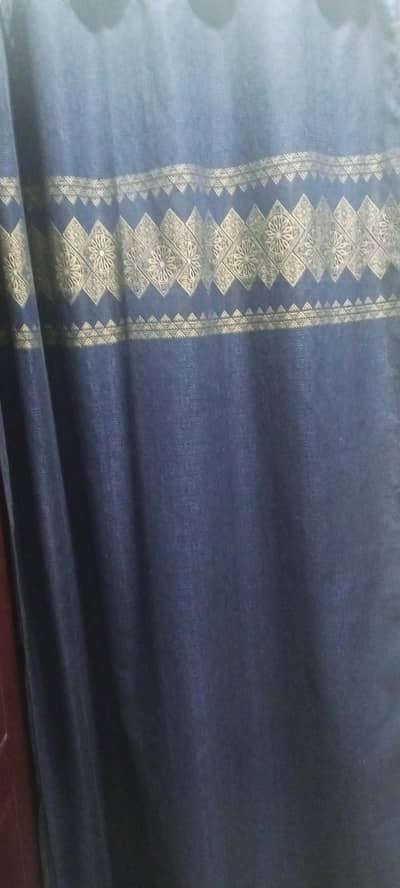 curtain blue color