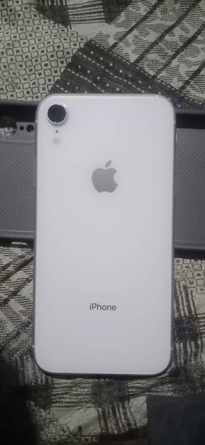 Xr 64 GB 10/10 condition Exchange possible