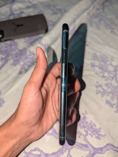 Iphone 11 pro max factory unlock