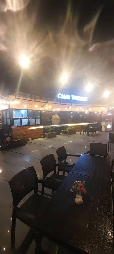 cook & waiter required