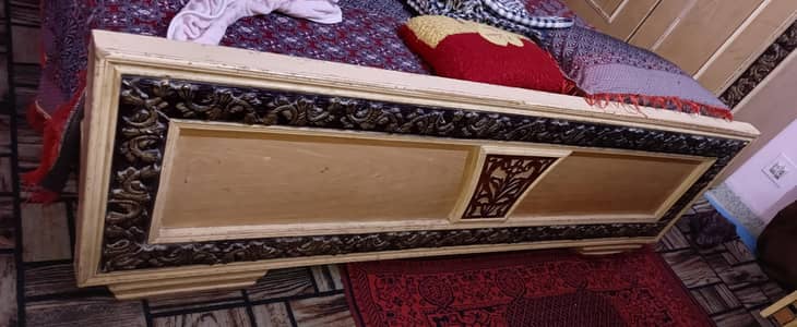 ghr ka farnichar hai sale karna hai