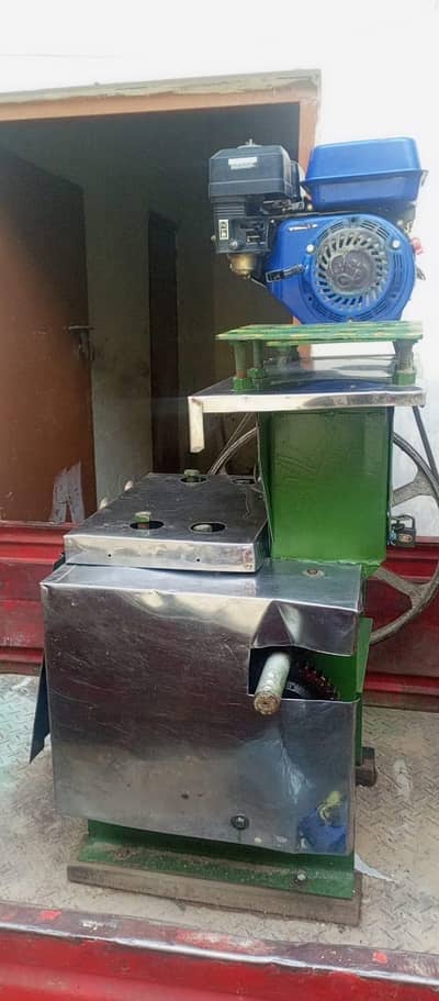 03493575710ایک عدد گنے کے جوس کا مشین