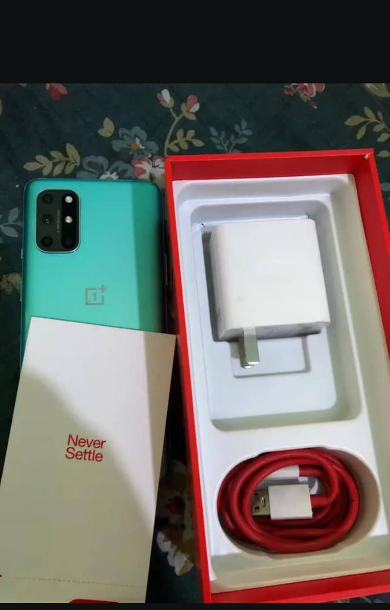 one plus 8t 1