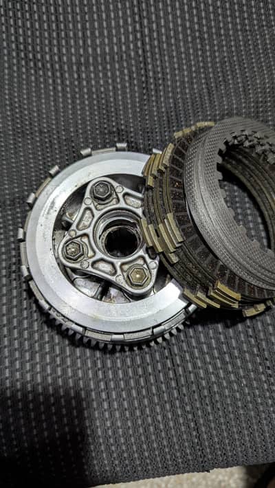 clutch outer and clutch plates and “Pressure plates CG 125