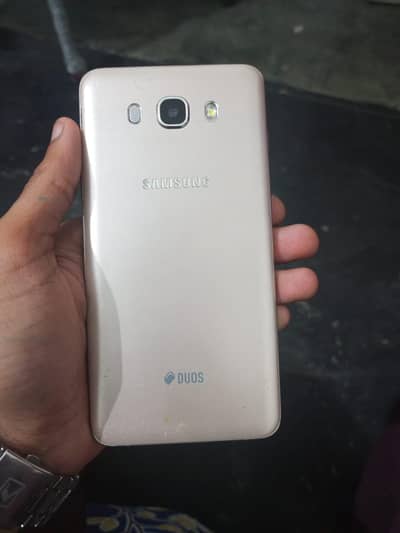 Samsung galaxy j7 2016