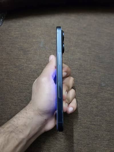 IPhone 15 Pro Max Factory Unlock 256 GB Blue Titanium