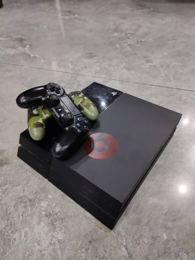 Playstation 4 (PS4 fat) 500gb with 2 controllers