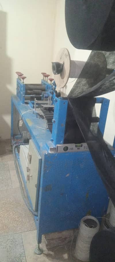 Mask Plant with Punching Machine for Sale