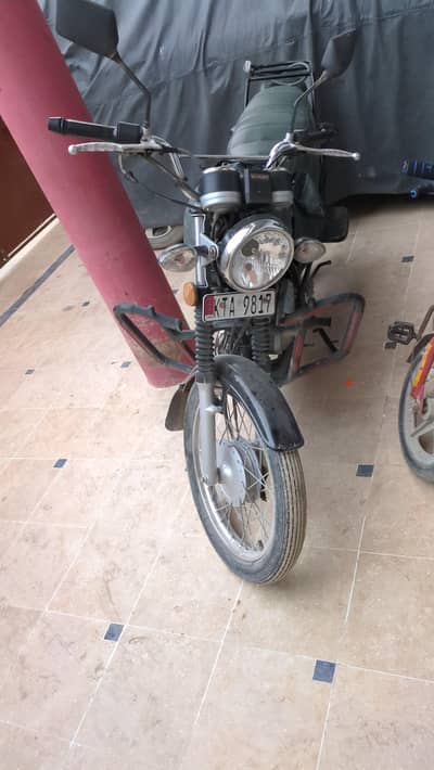 Suzuki Gs 150 2025 - 5300 km  Excellent condition