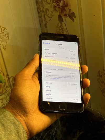 I am selling my iphone 7plus