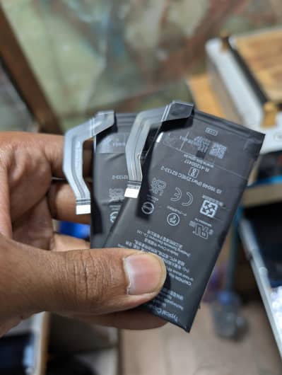 google pixel 6 6a 7 7a 6pro 7pro 8 8pro batteries available