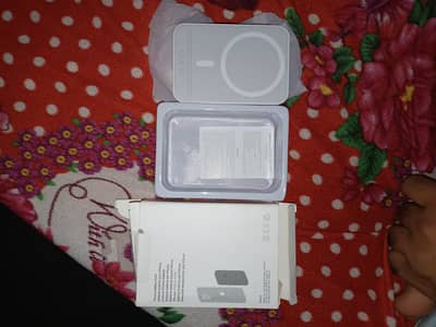 Apple Virus Power Bank – Brand New – Spain Se Aya – Sirf 1 Bar Use