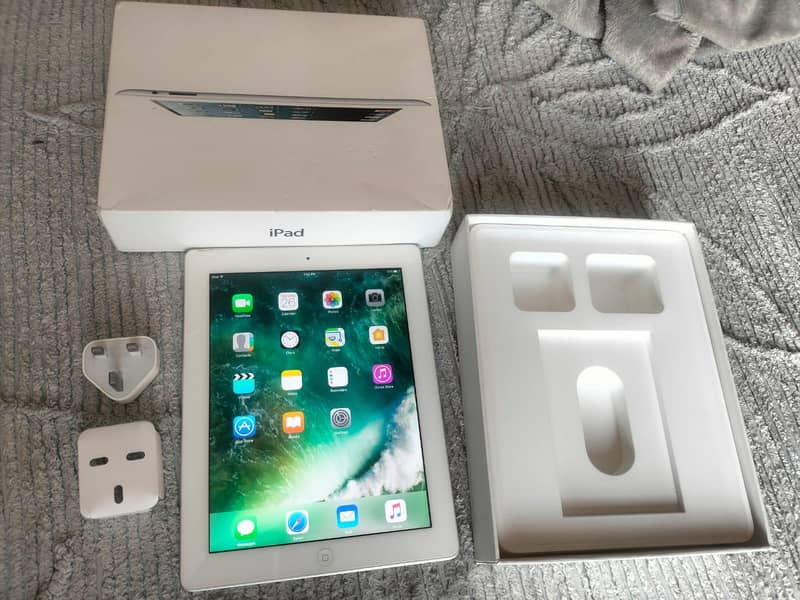 ipad 4 generation with box 4