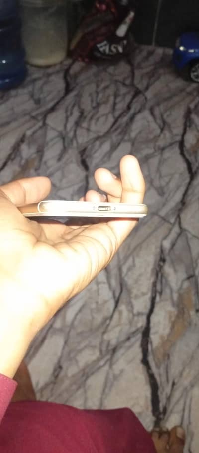 iPhone 7 lush condition 10by9 condition finger working