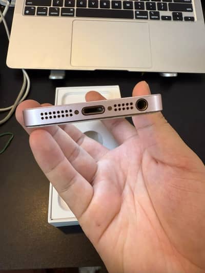 iPhone SE 1st Generation 64GB PTA Approved