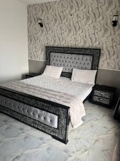 5 MARLA HOUSE FULLY FURNISHED NEAR TO JALALSONS AND DOLMEN MALL