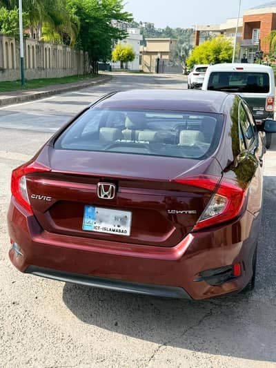 Honda Civic 1.8 L CVT Nav L