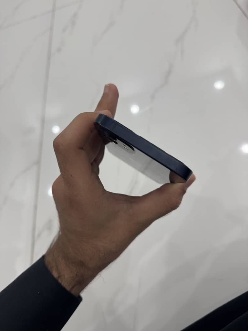 IPHONE 12 jv  03250623671 3