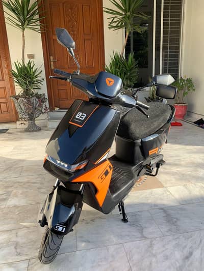 Yadea GT30 just like new