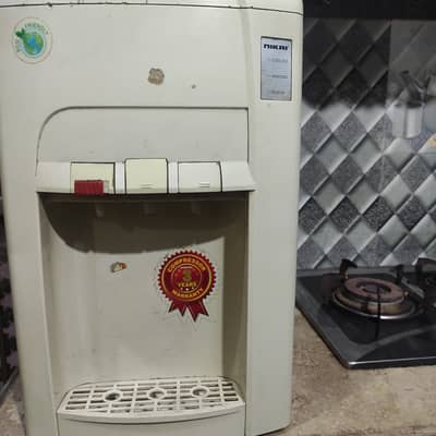 Water dispenser impoted with hot and cold