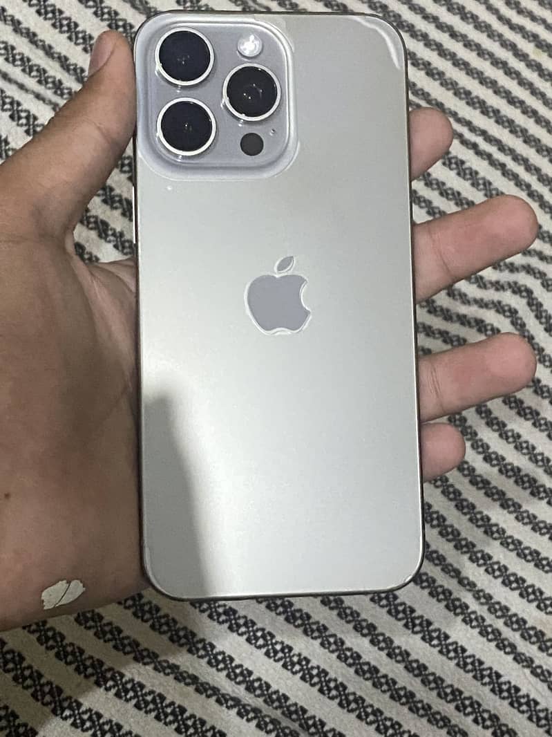 Iphone 15 pro max 0