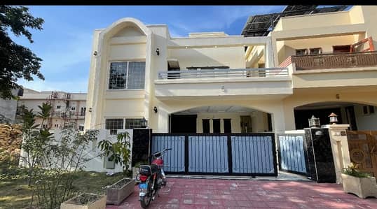 Brand New 10 Marla Elegant House Available for Sale