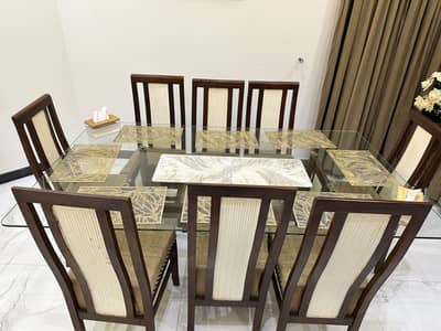 Dinning table