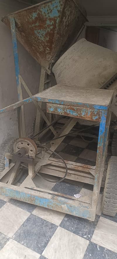 Concrete mixer