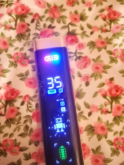 Uwell Caliburn G3 Pro Pod Kit - Working Condition (Minor Screen Crack)