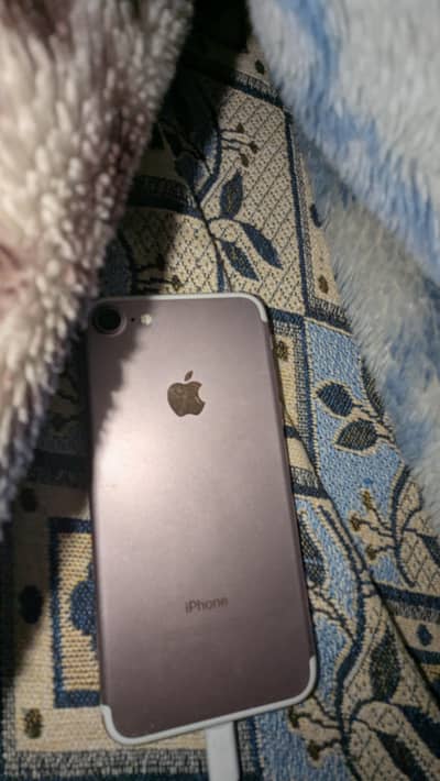 iPhone 7 PTA approved with box