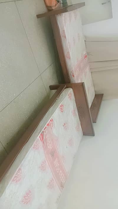 used single bed with mattress
