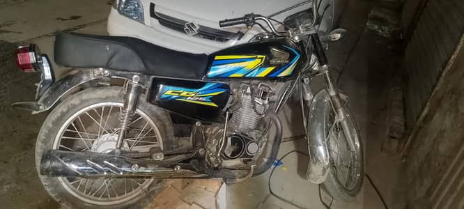 Urgent sale Karna hai united 125 89k only