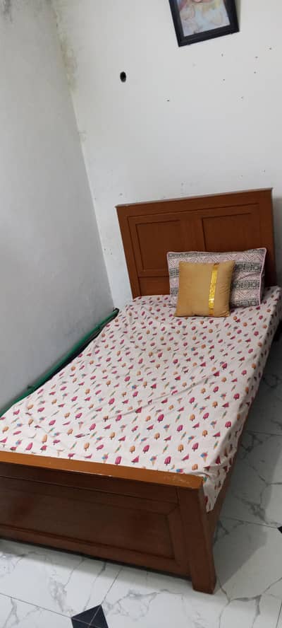 single bed with mattress