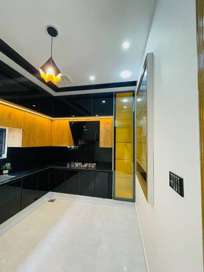 10 Marla brand new home for sale