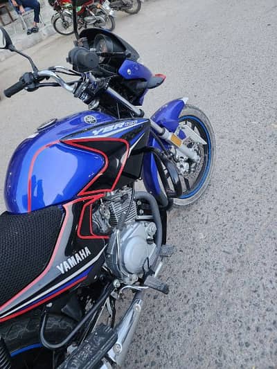 ybr 125 all ok 10/10 just 8000 used complete docouments