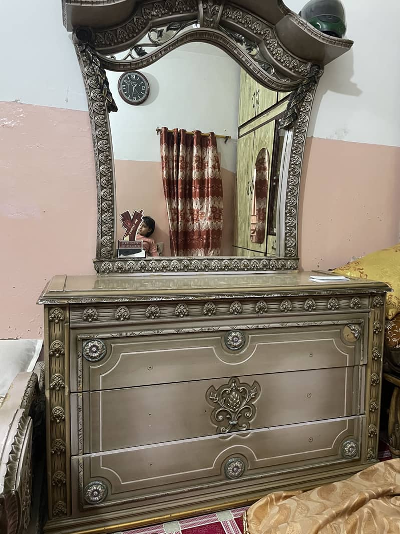 Bedwith dressing table & side table 1