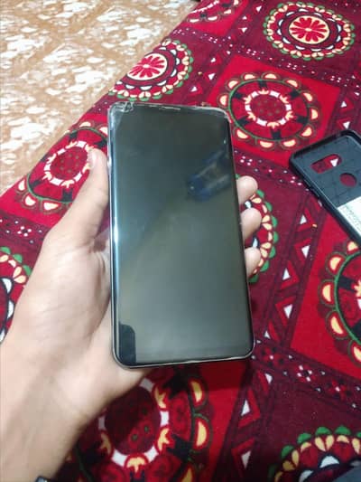 LG v35 6 gb ram 64 hm memory