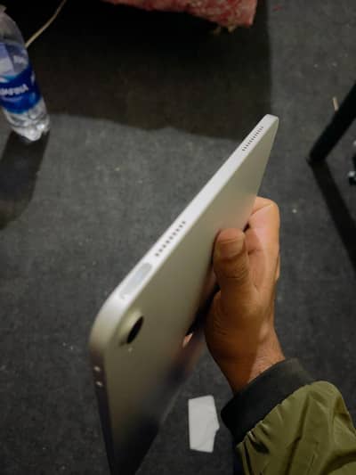 iPad 10gen 10.9 64GB wifi with box