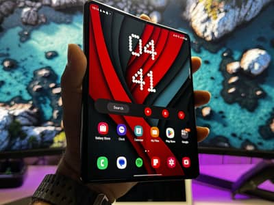 Samsung Z Fold 3 READ AD