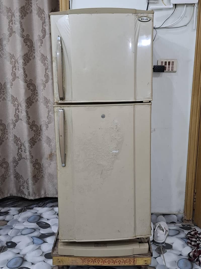 Waves Refrigerator 0