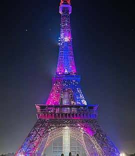 Hot Location 25M Corner Plot Bahria Town Lahore