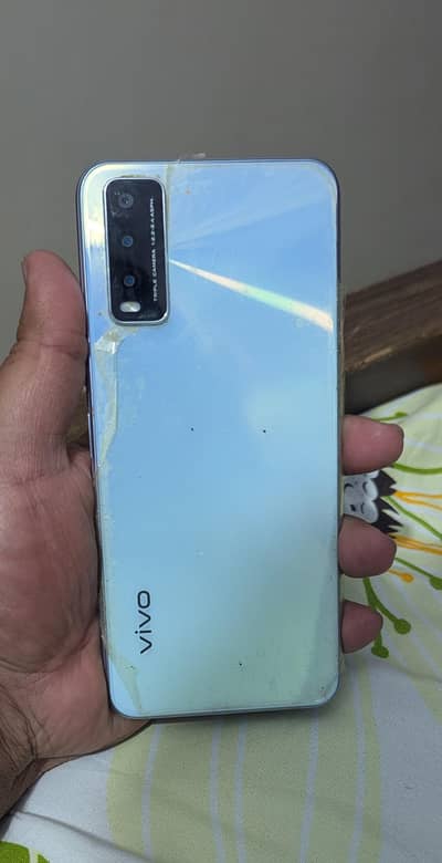 vivo y20 4/64 for sale with box. 03357949045
