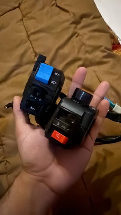 Metal assembly universal