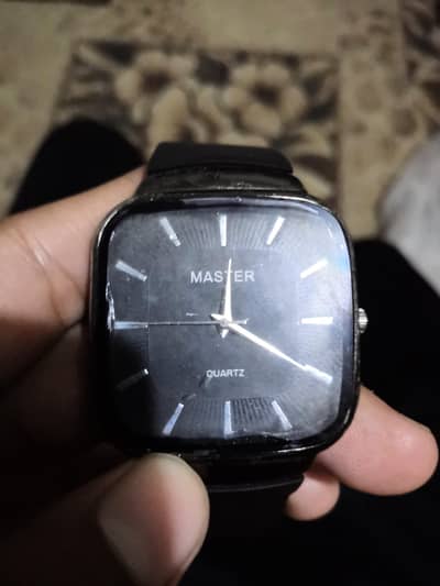 all ok codition 10 by 8 bhai company koi hor ha