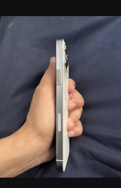 13 pro max 10/10 JV for sell.