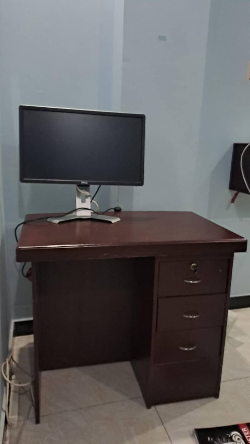 Study/Office Table with Mirror 1