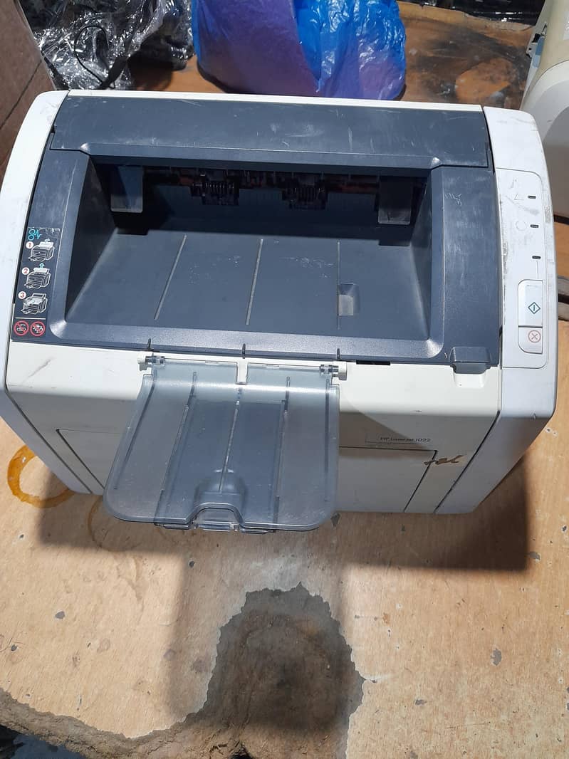 HP LASER PRINTER 9